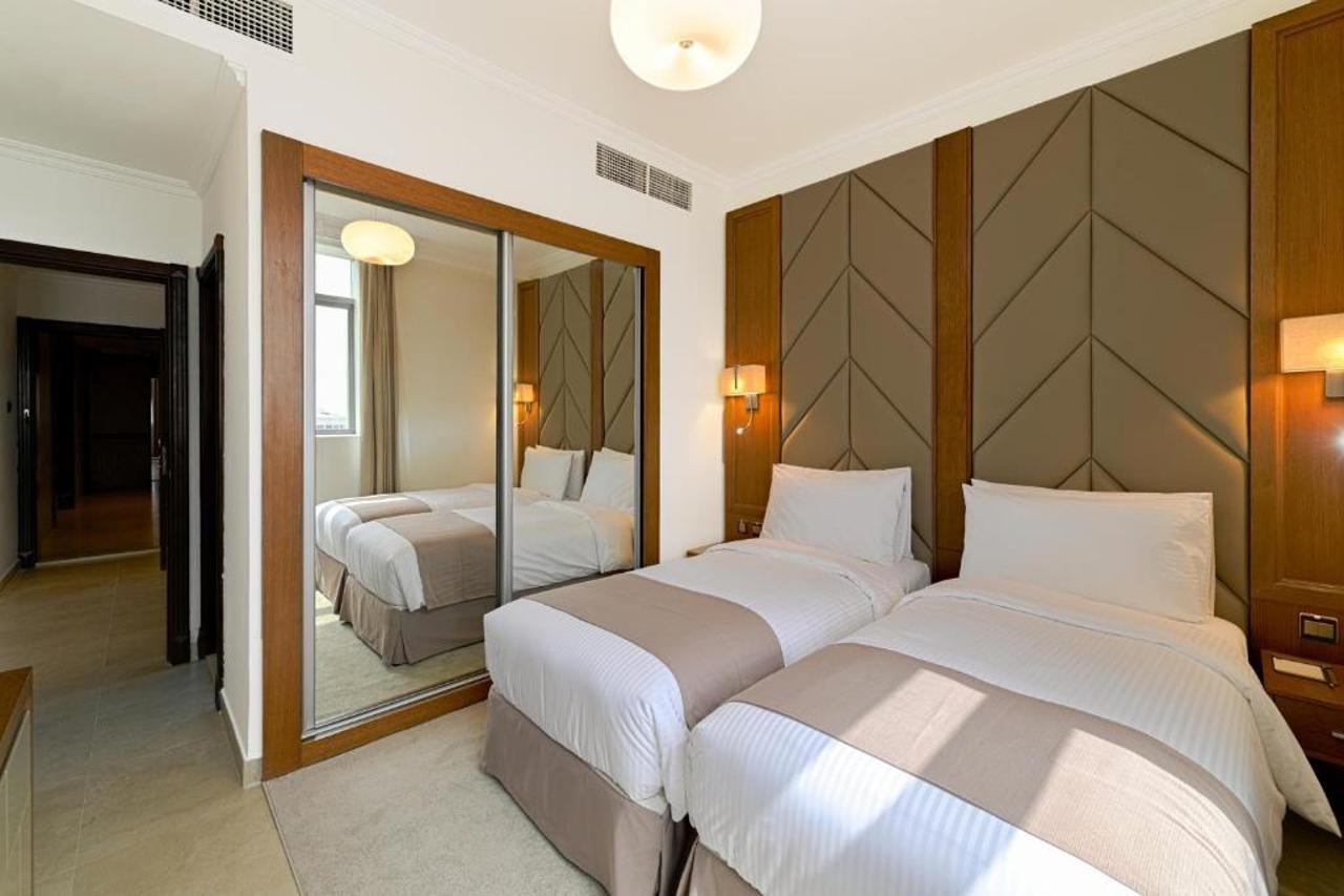 Time Moonstone Hotel Apartments Fujairah Bagian luar foto