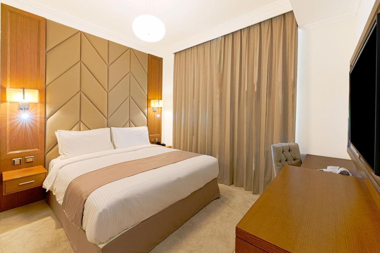 Time Moonstone Hotel Apartments Fujairah Bagian luar foto